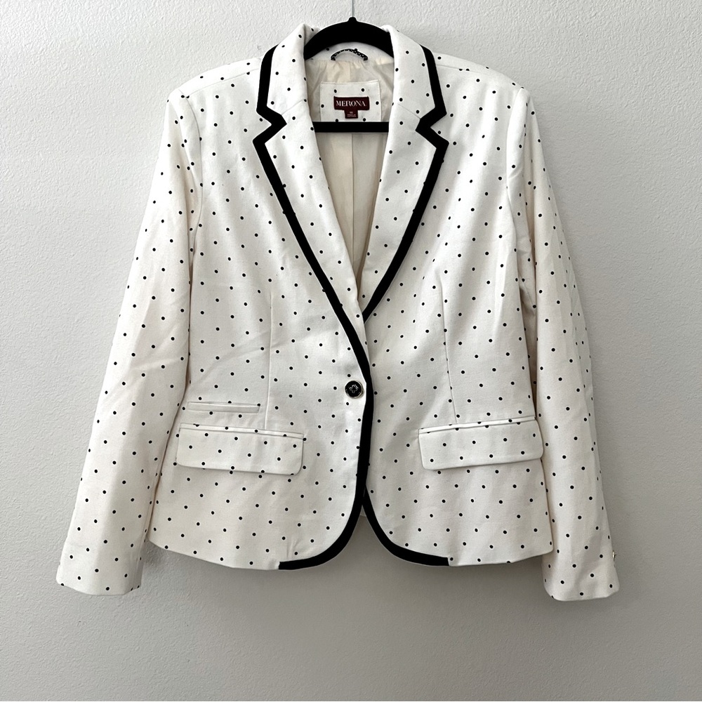Women’s blazer